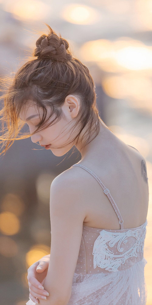 中国女足在中超联赛中复仇 战术安排获赞，请问中国女足