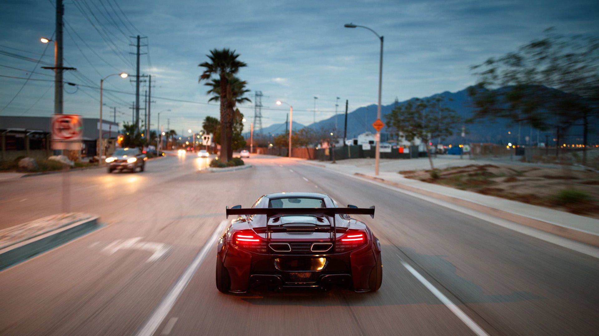 职业联赛整合各级赛事内容推动纵向传播联动，职业联赛体系